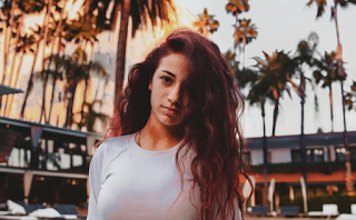 Is Danielle Bregoli Gay? Cash Me Ousside Girl – Like Girls?