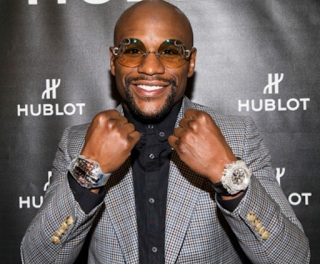 Floyd Mayweather Donates To Houston? $200 Million?