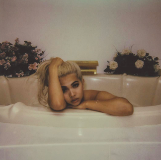 Hayley Kiyoko – Insecure