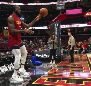 LeBron Yoga Bubbles – Waff Mini Elites