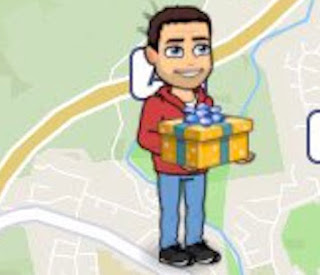 Bitmoji Holding Present – Actionmoji, Snapchat